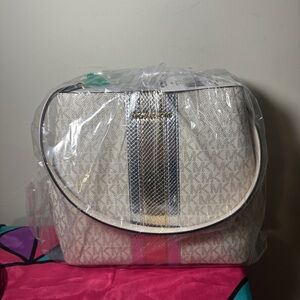 NWT -Michael Kors shoulder bag.